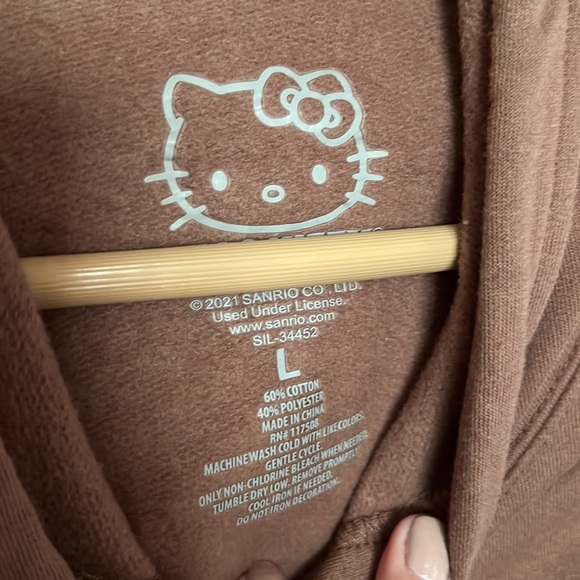 Hello Kitty Chocolate Brown crop hoodie L sweater - Picture 4 of 4
